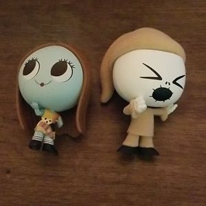Funko minis of Sally and Jack